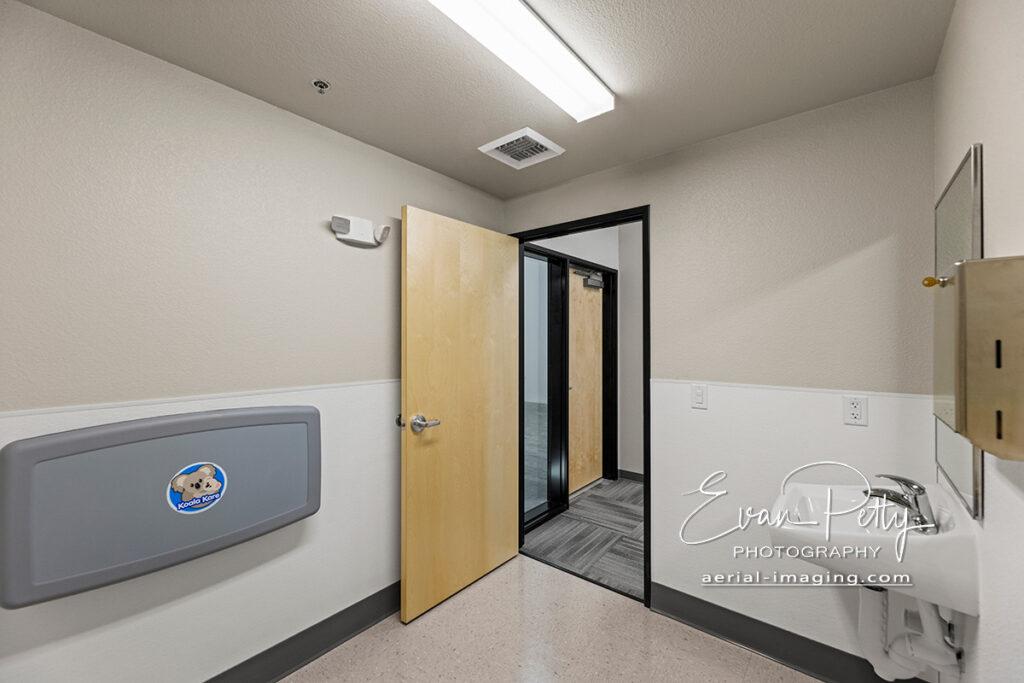 Office Space Listing Photographer for Photoshoots