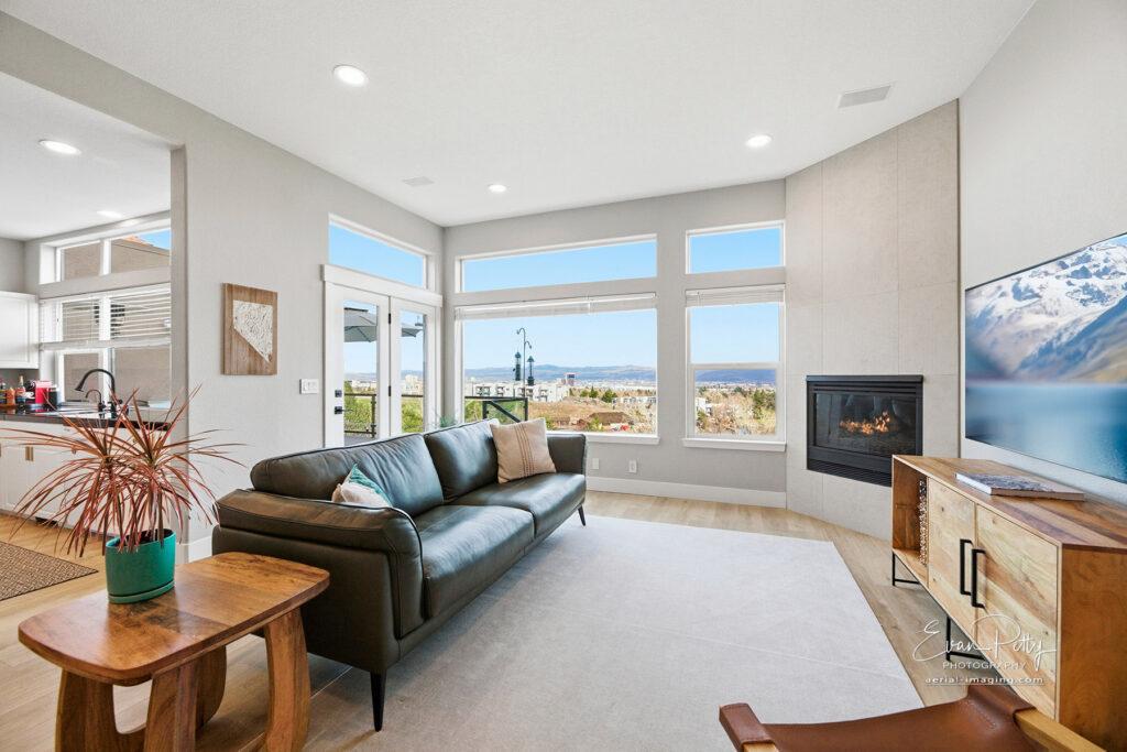 Real estate photoshoot listing for MLS interior and exterior properties