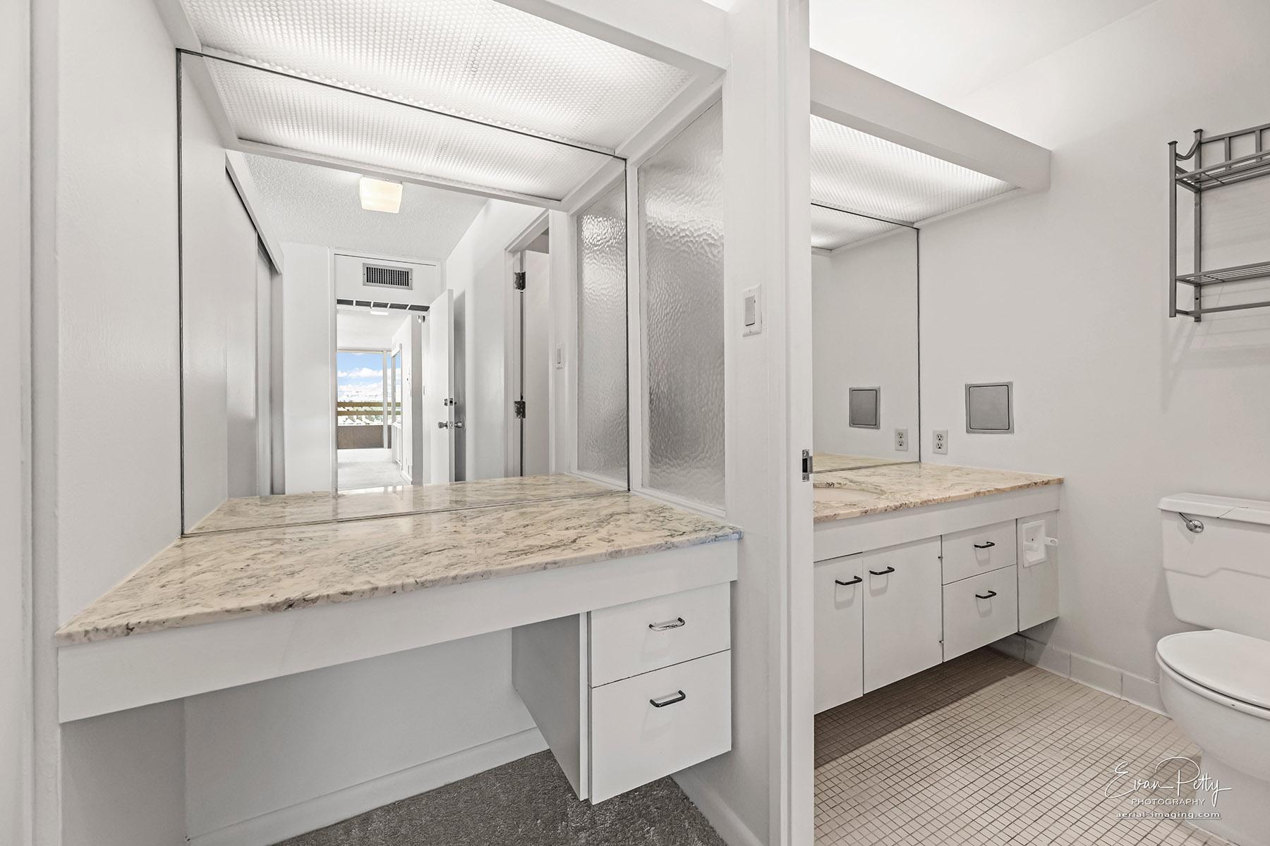 Bathroom area with sink