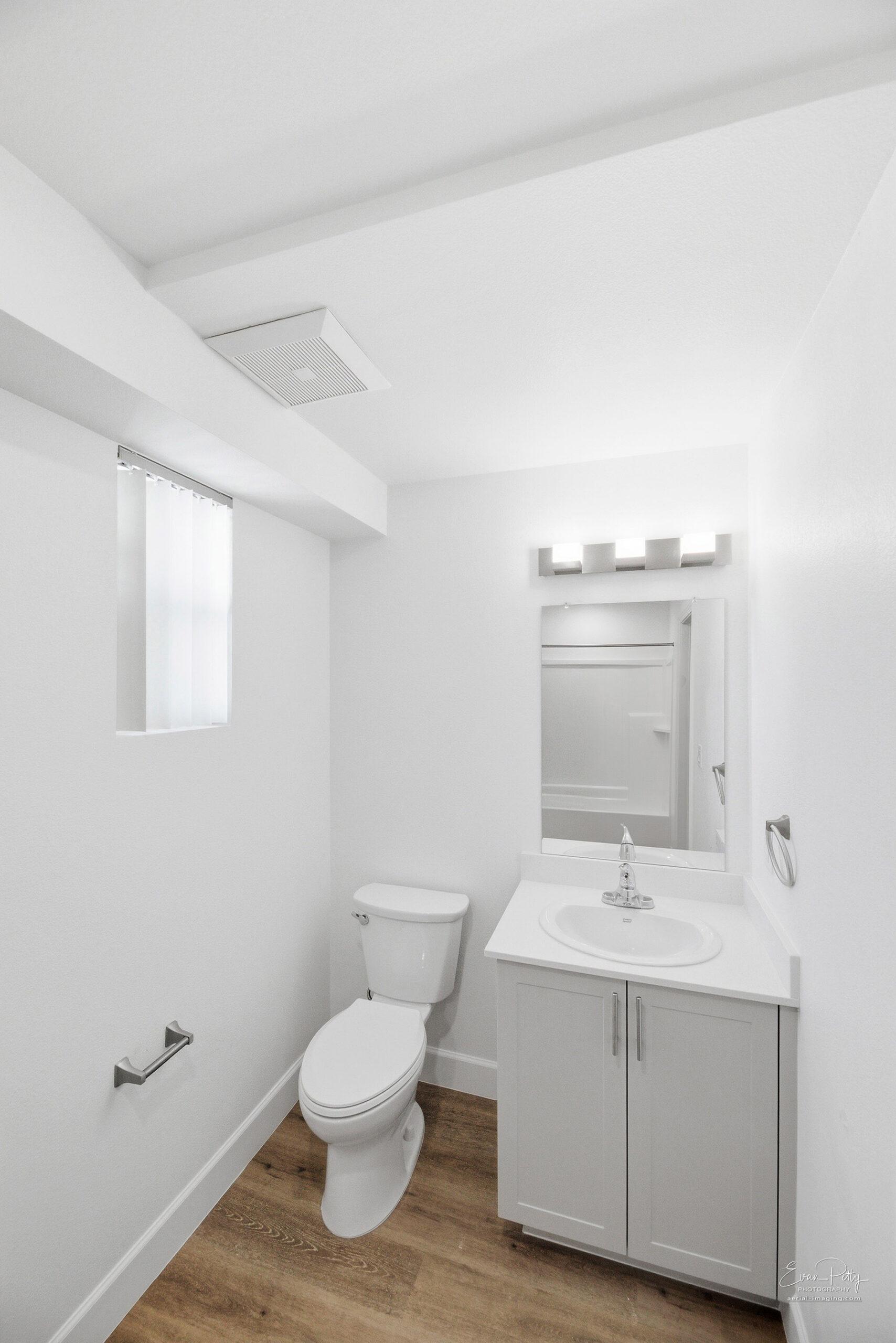 Bathroom area